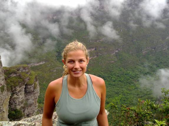 No mirante da parte alta da Cachoeira da Fumaça, próximo à vila do Capão, na Chapada Diamantina - BA